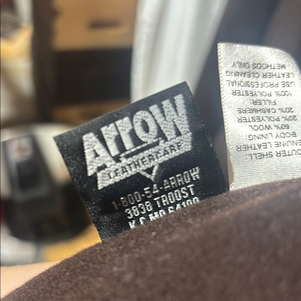 Men's Brown Leather Jacket - Picture 8 of 10